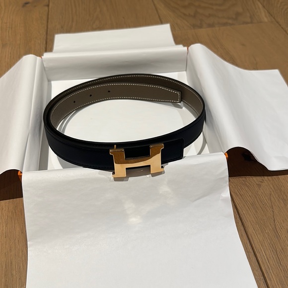 Hermes Accessories - Mini rose gold Constance Hermes belt